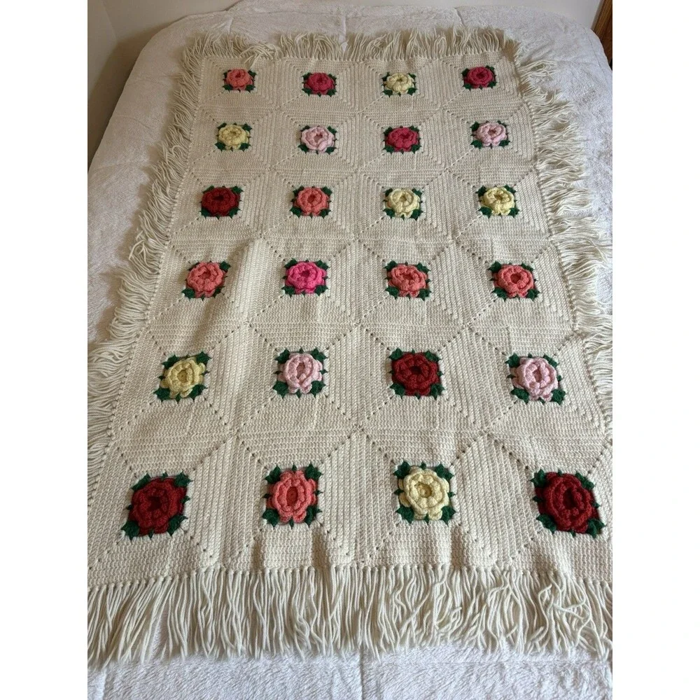 Vintage Hand Crocheted 3D Rose Granny Afghan Throw Blanket w/ Fringe 42